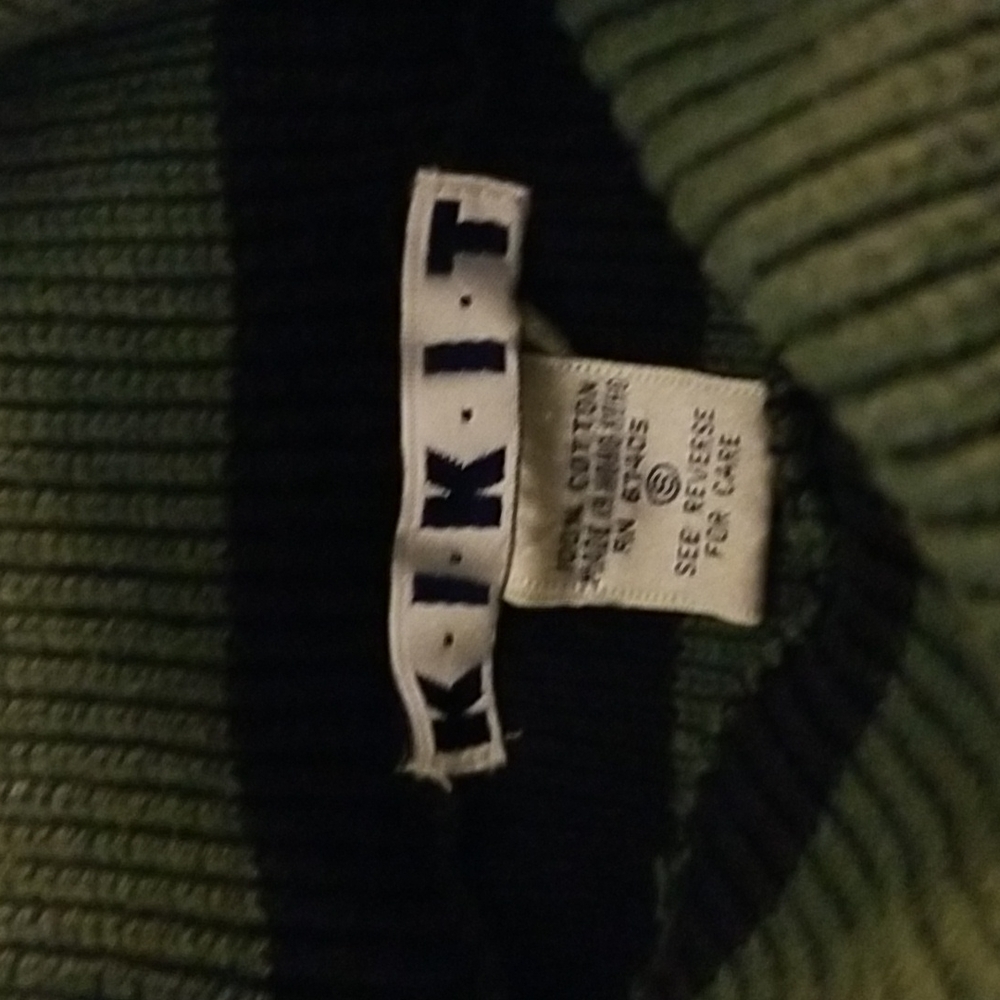 Sweater - Picture 3 of 4